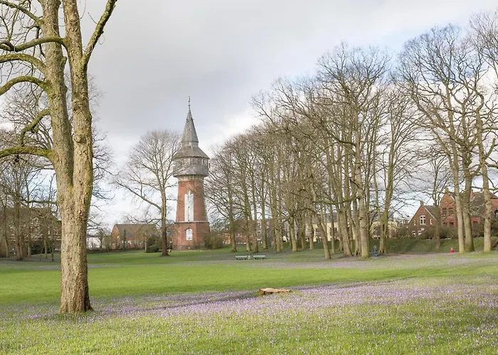 Husumer Wasserturm - 2 Apartament *